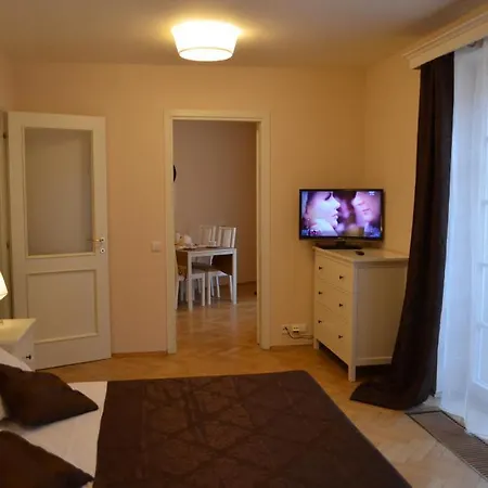 Apartment Orebitska *