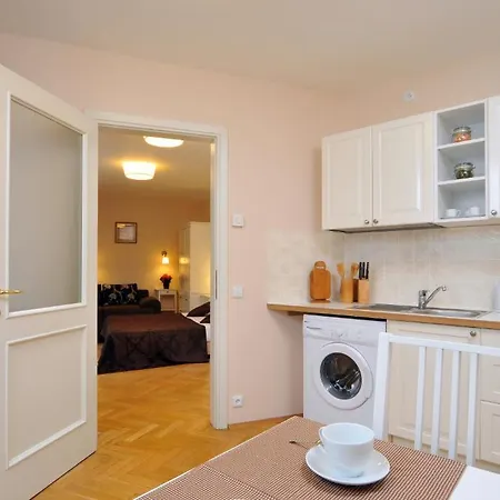 Apartment Orebitska Prague